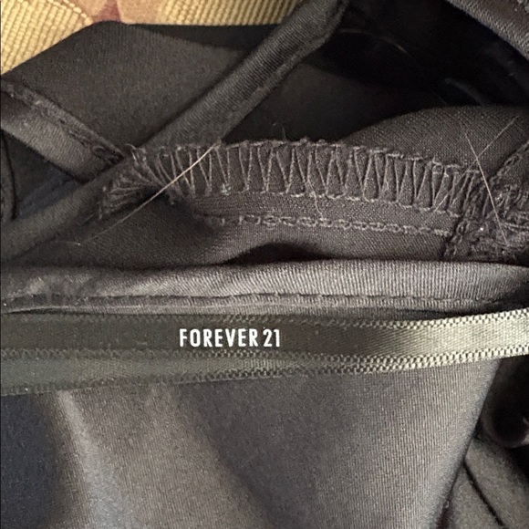 Forever 21 black dress lingerie mini
Open back spaghetti strap V-neck
Size M - Picture 3 of 13